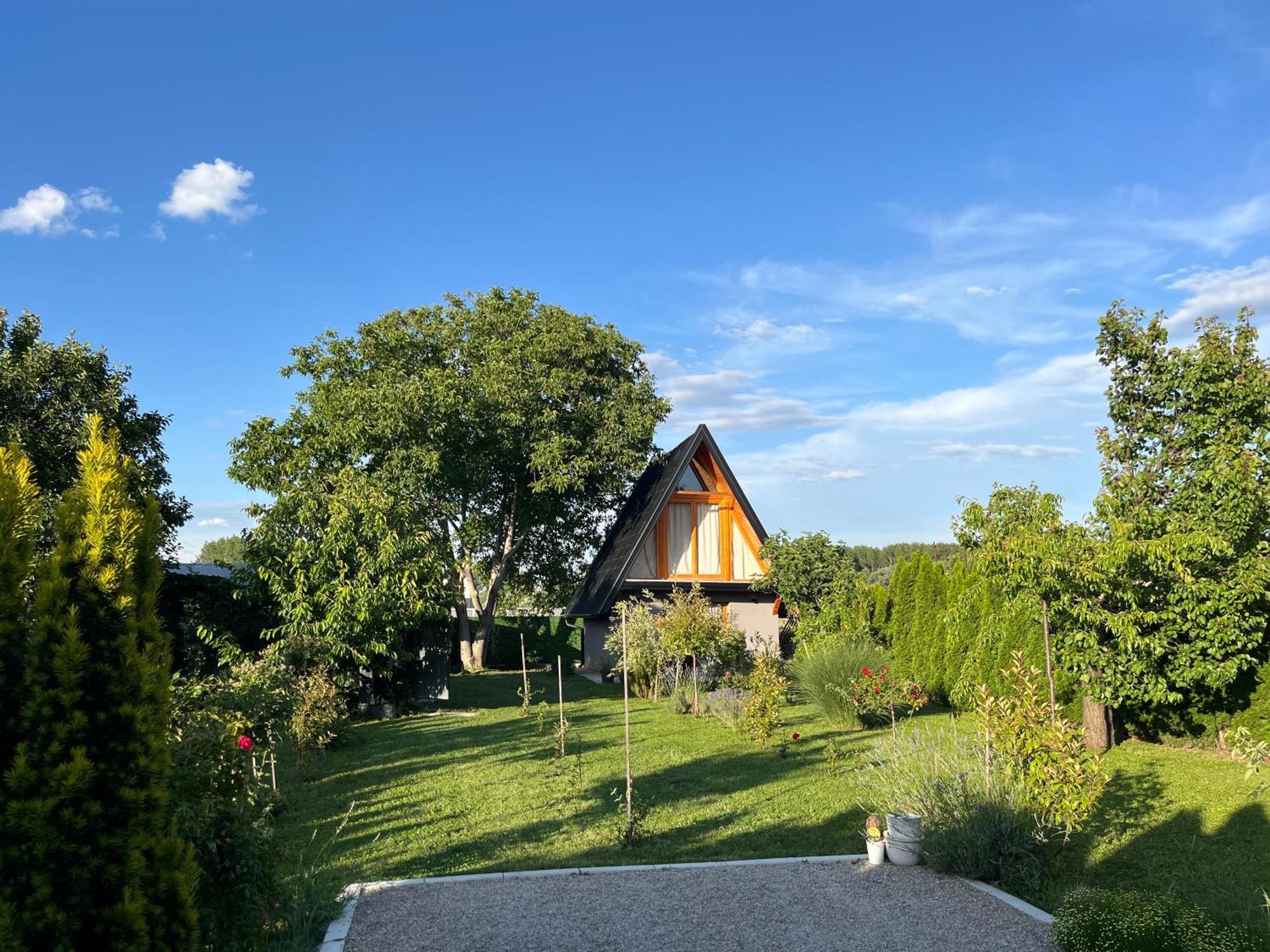 Petrovaradin Chalet Novi Sad Exterior photo